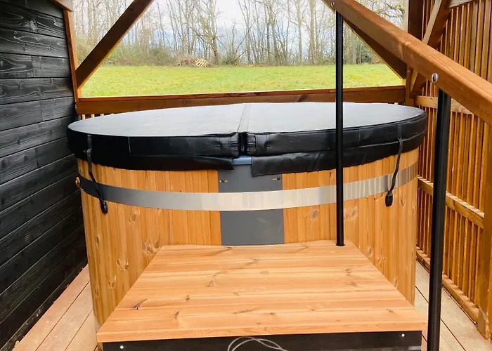 Domaine O Calines Lodge *